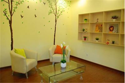 學生壓力大，家長焦慮如何解？金山免費心理服務熱線來了